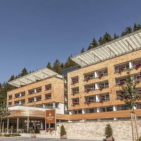 Hotel Baeren Titisee-2
